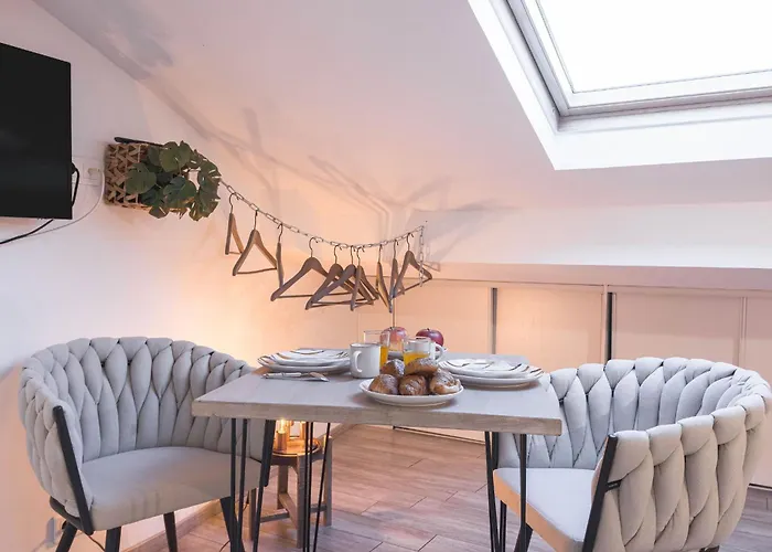 Daire Meynadier By Halldis *